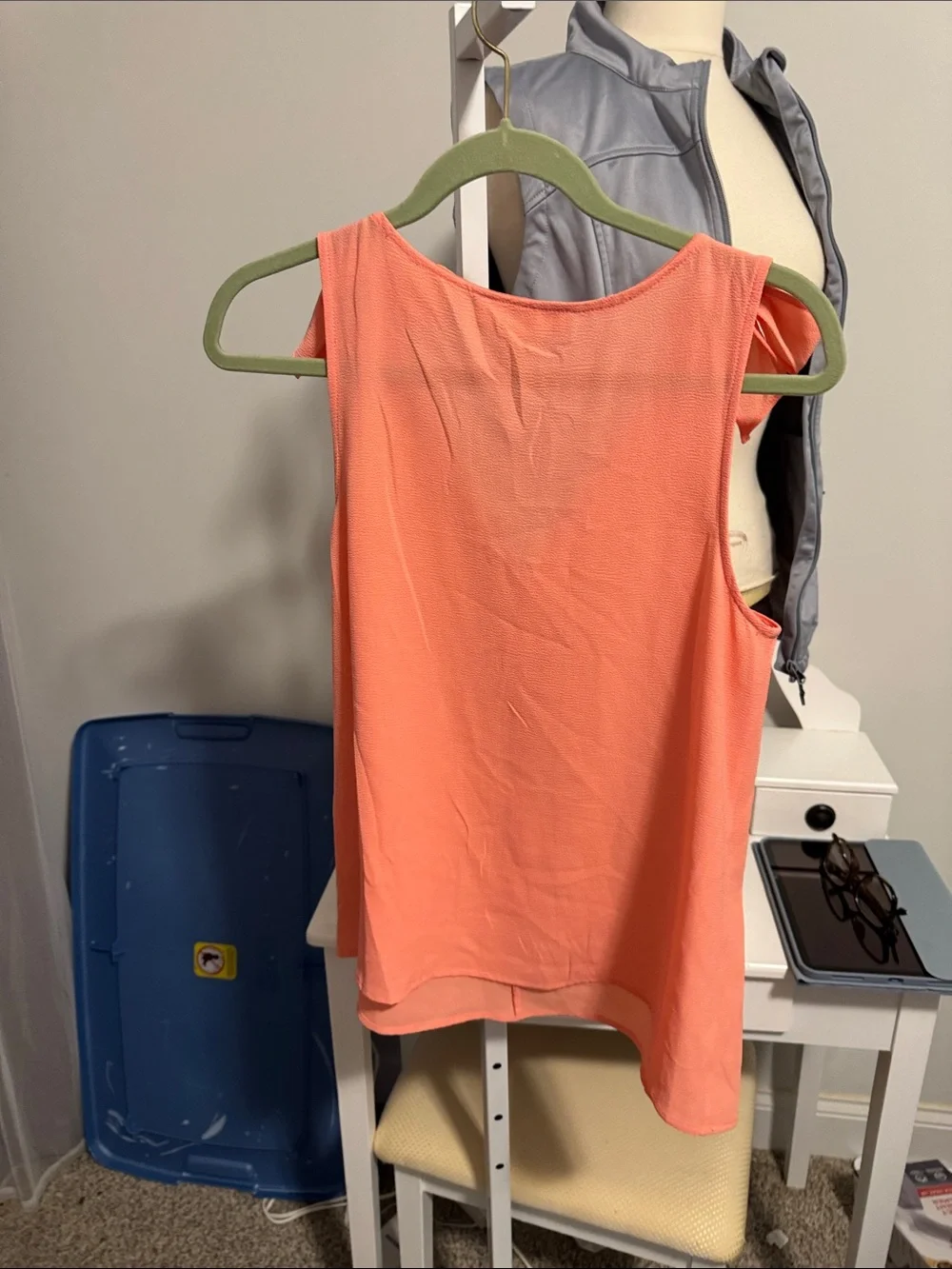Michael Kors Coral Tie-Shoulder V-Neck Camisole 👙